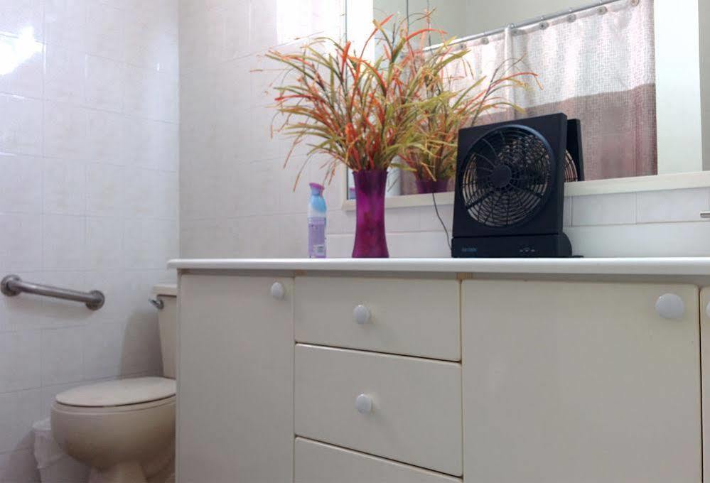 Chester Avenue Guest House Kingston Extérieur photo